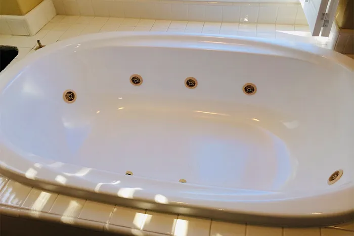 New Shine Bathtub Refinishing Picture 5