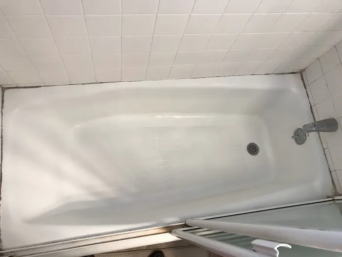 Bathtub Reglazing Los Angeles Picture 2
