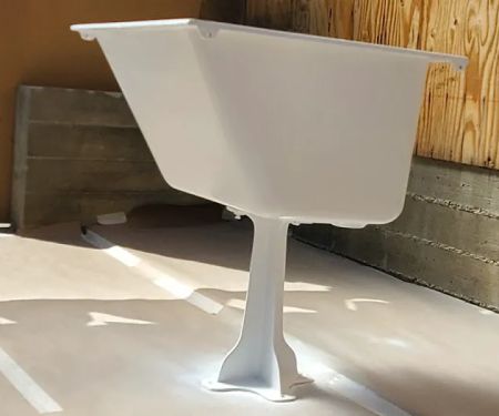 Bathtub Reglazing Studio