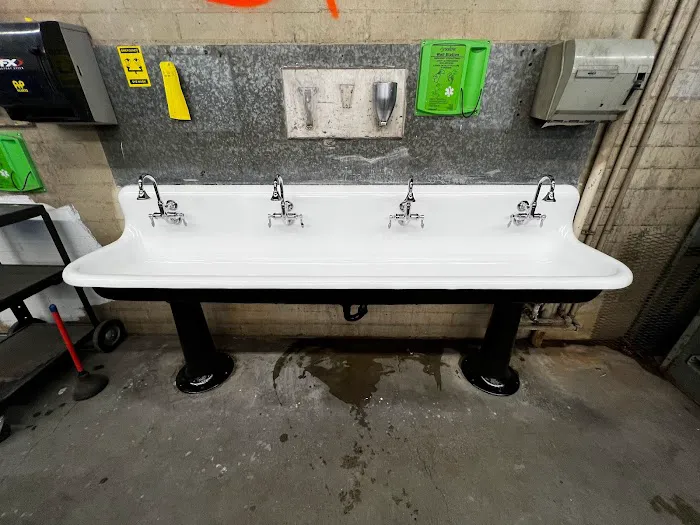 Quality Refinishing and chip repair Picture 10