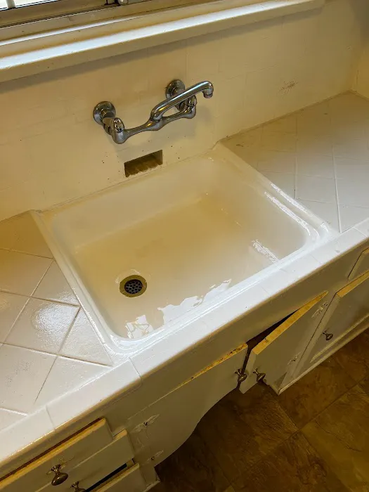 Quality Refinishing and chip repair Picture 4