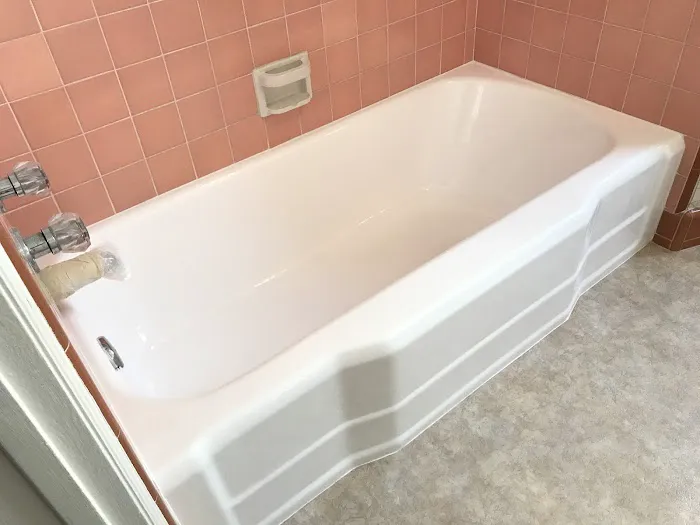 Peter's Bathtubs and Sinks Refinishing Picture 8
