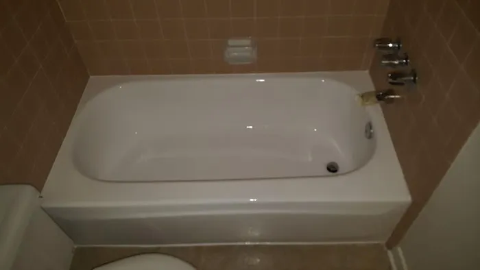 Peter's Bathtubs and Sinks Refinishing Picture 6
