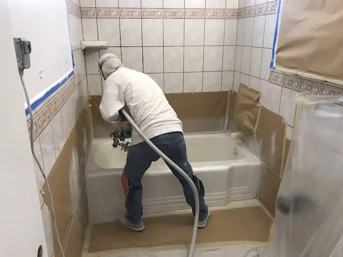 Peter's Porcelain & Fiberglass Refinishing Expert Picture 3