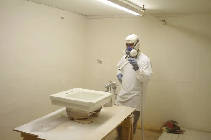 Peter's Porcelain & Fiberglass Refinishing Expert Picture 5