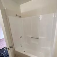 Alfredos Refinish Bathtub refinish in los angeles , Bathtub reglaze ico