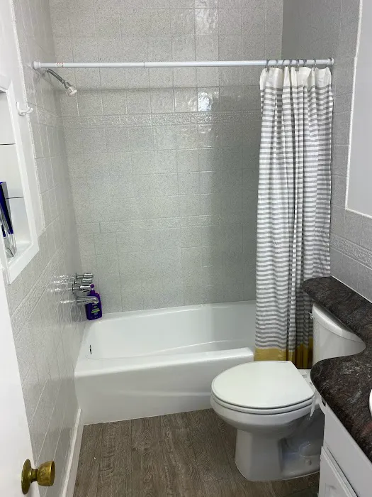 Mega Porcelain and Fiberglass Refinishing Inc. Picture 4