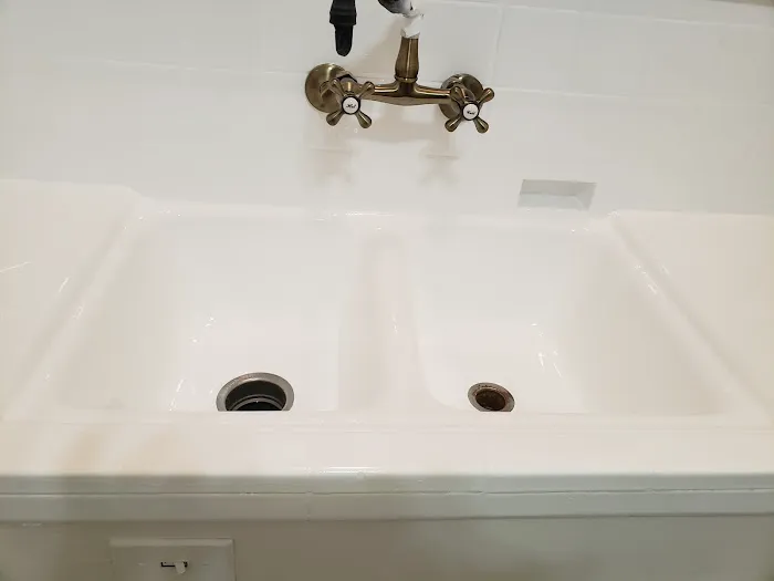 Mega Porcelain and Fiberglass Refinishing Inc. Picture 6