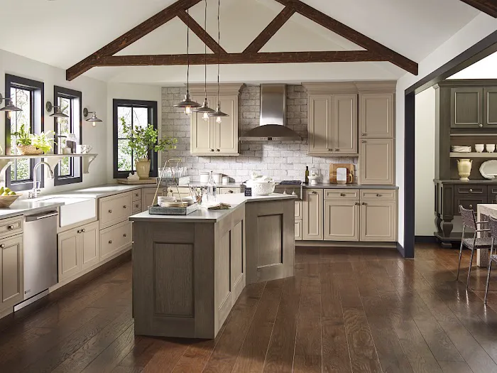 GTI KITCHEN CABINETS Picture 1