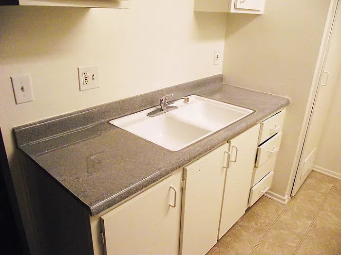 A-1 Reglazing Inc. Picture 8