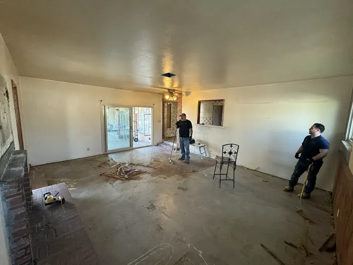 Straight Edge Builders Picture 2
