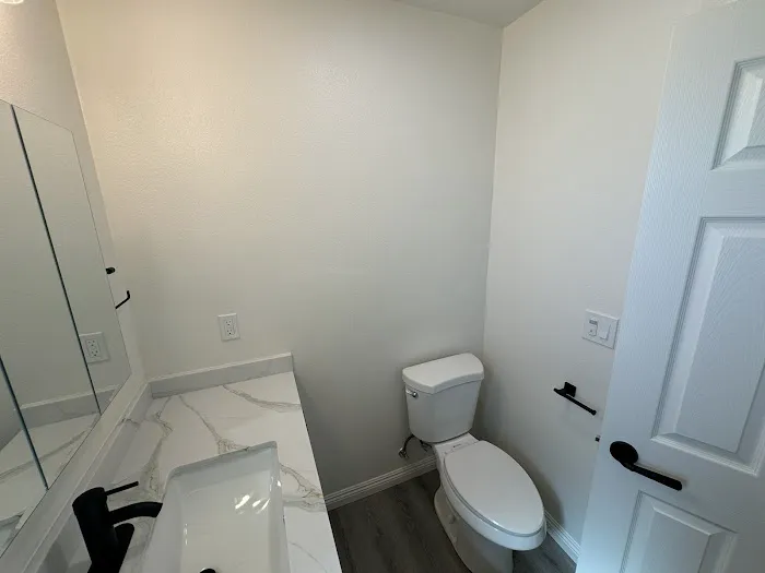 Straight Edge Builders Picture 9