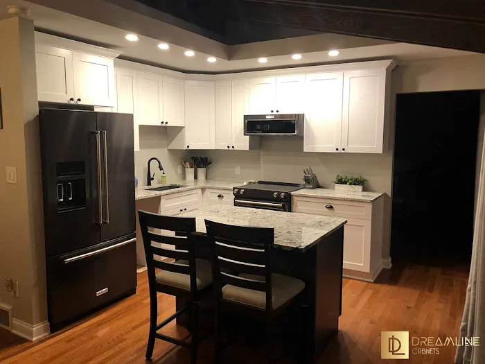 Dreamline Cabinets Picture 2