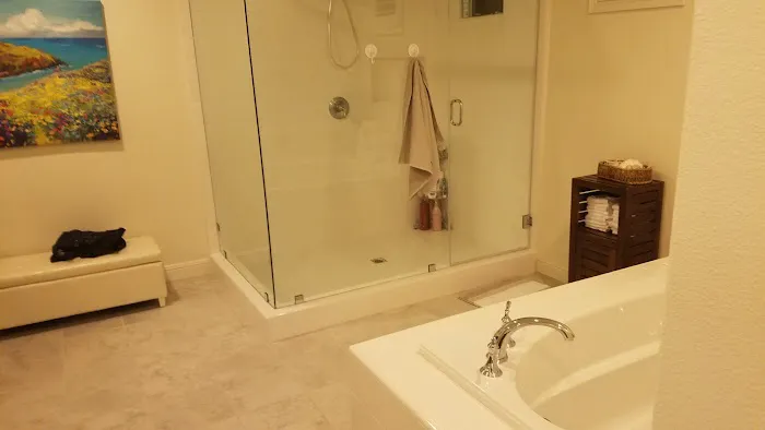 A+ Bathtub Refinishing Picture 1