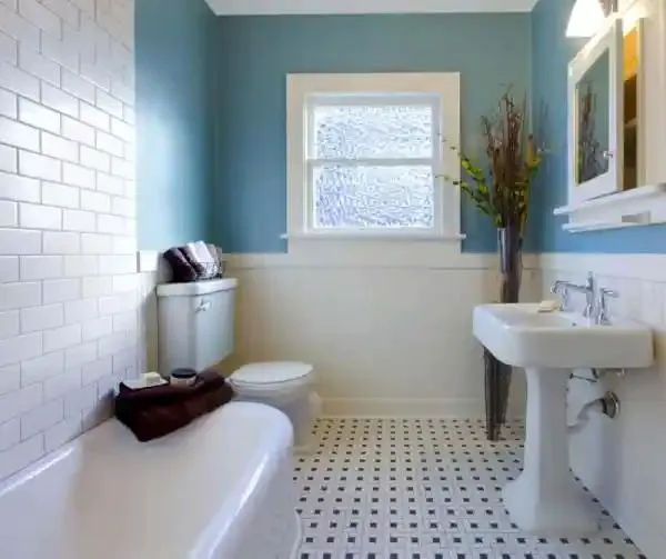 JLF Tub & Tile Reglazing Picture 10
