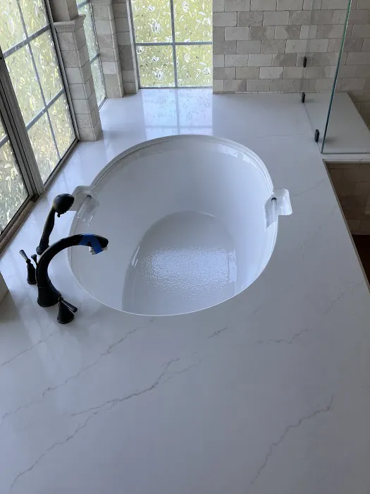 JLF Tub & Tile Reglazing Picture 2