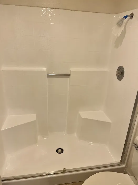 M G BATHTUB REPAIR Picture 1