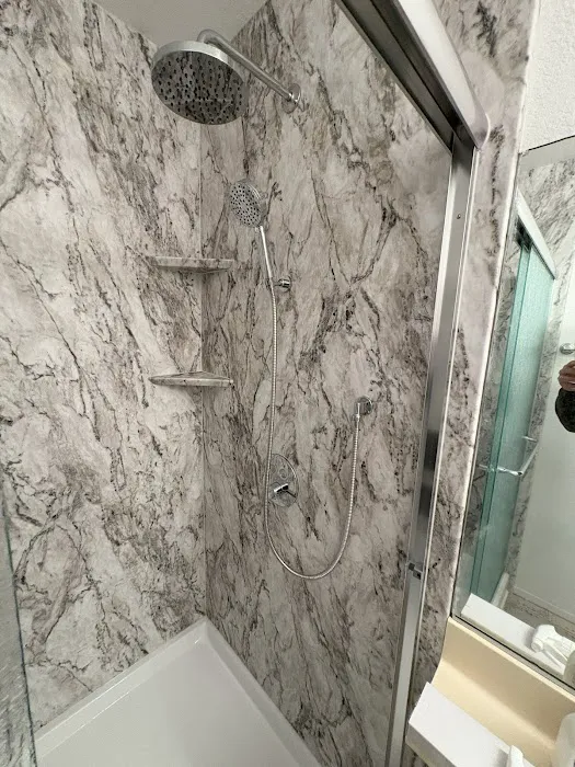 Bathing Solutions Picture 6