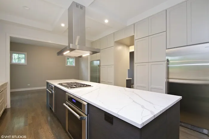 Royal Kitchen & Bathroom Cabinets Picture 2