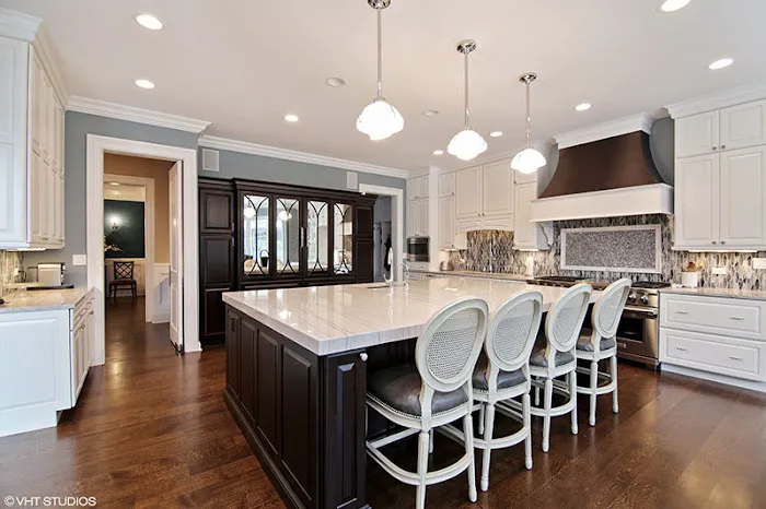 Royal Kitchen & Bathroom Cabinets Picture 5