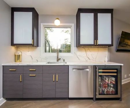 Royal Kitchen & Bathroom Cabinets