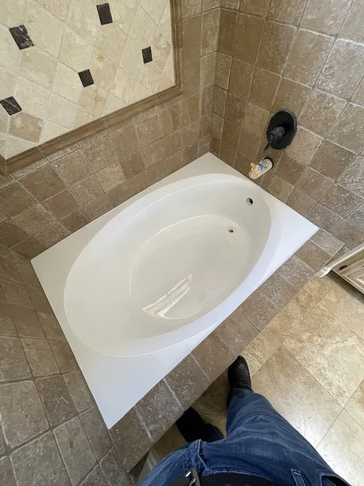 FG Tub & Tile Picture 1