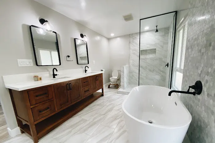 San Diego Custom Home, Bathroom & Kitchen Remodeling Picture 5