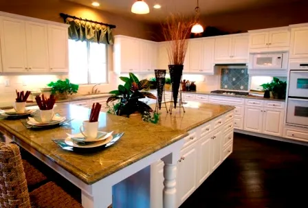 A Revitalized Bath & Kitchen Picture 4