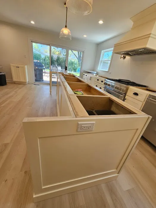 Custom Cabinets by Nicolas Picture 4