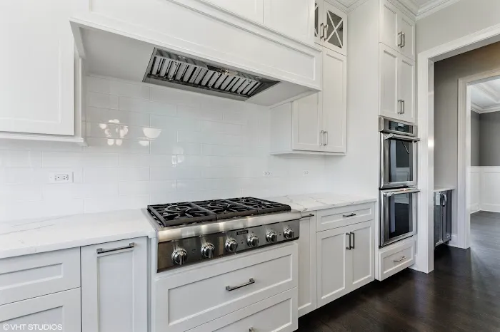 Bridgeview Custom Cabinets Picture 2