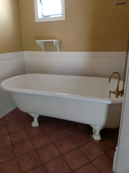 Quality Refinishing Services Picture 6