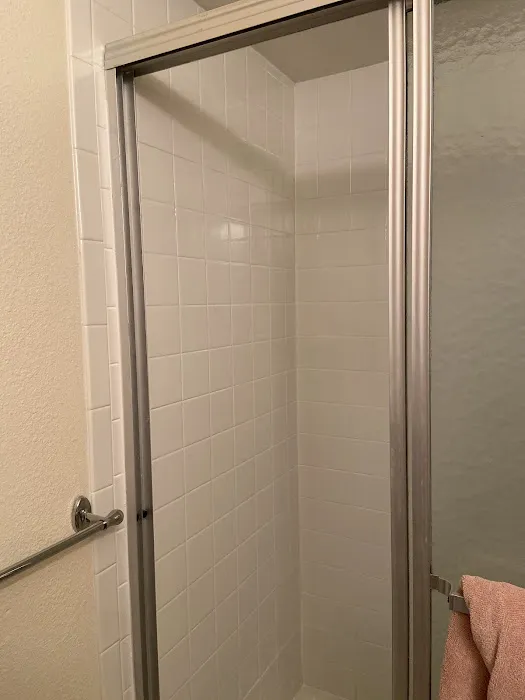 AAA Tub N Tile Picture 2