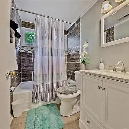 AAA Tub N Tile Picture 9