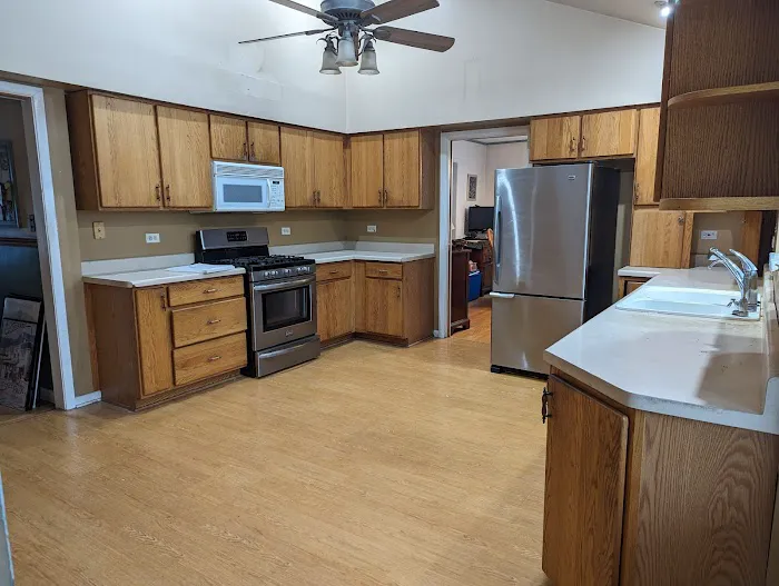 Cabinet Coats LLC Picture 8