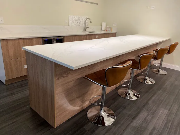 Cabinets & Countertop Factory Picture 9