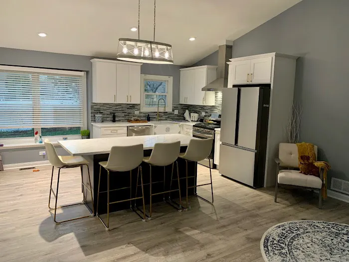 Cabinets & Countertop Factory Picture 5