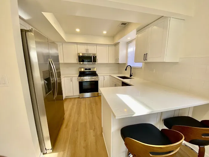 Cabinet Design & Sales Picture 6