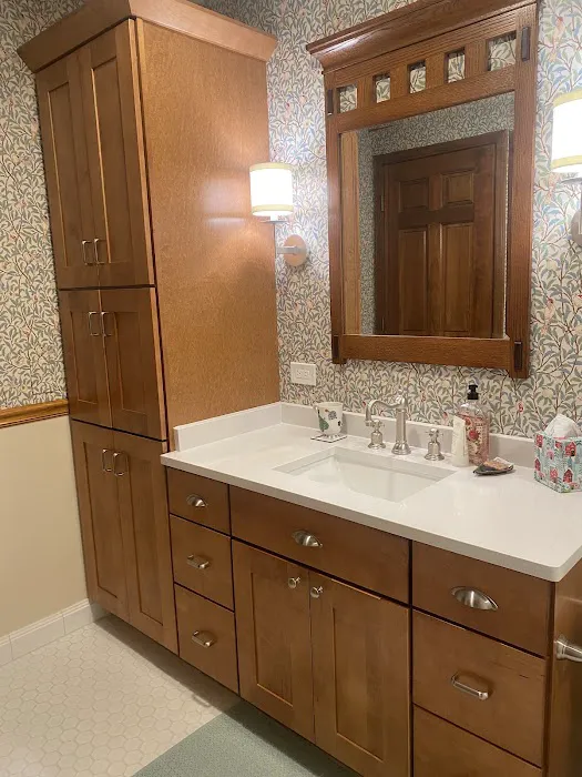 Cabinet Design & Sales Picture 1