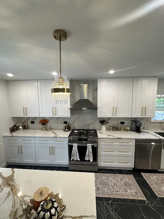 LG Kitchen Cabinets Direct Inc. Picture 3