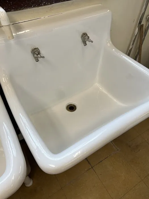ABC Bathtub Refinishing Picture 1