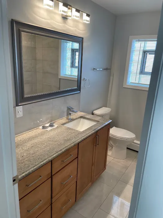 Tub refinishing in Chicago-Bathtub reglazing in Chicago. Picture 6