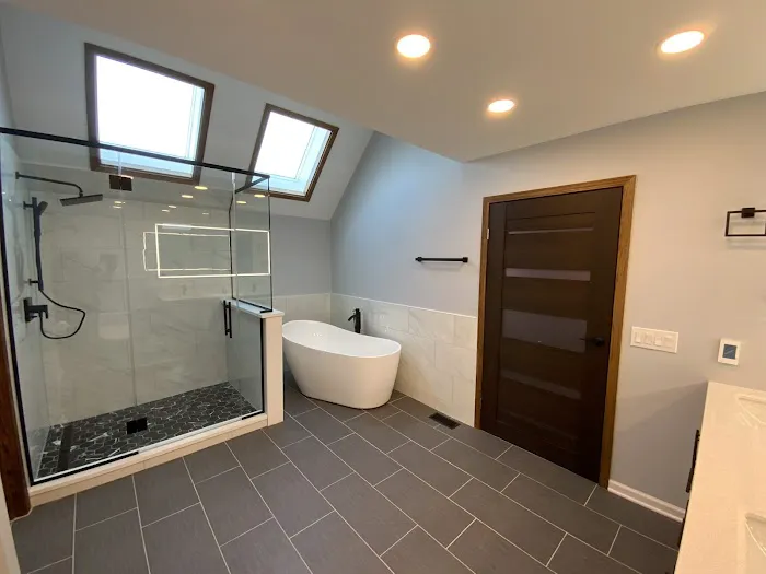 Delta - Bathroom and Kitchen Remodeling Picture 8