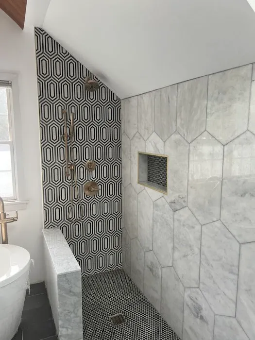 Century City Baths & Remodels Picture 6