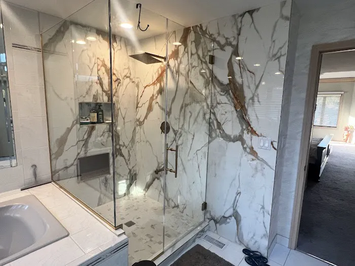 Century City Baths & Remodels Picture 4