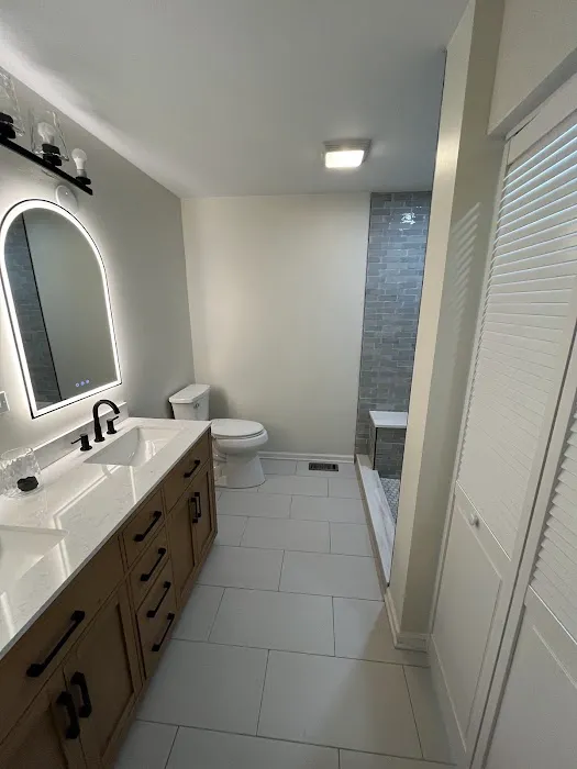 Century City Baths & Remodels Picture 10
