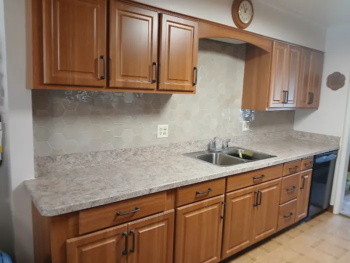 Redo Cabinets Picture 6