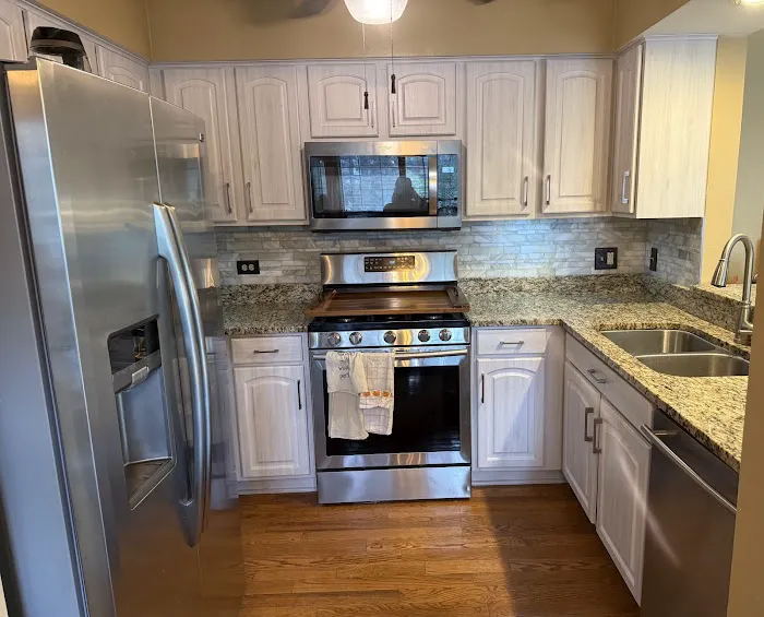 Redo Cabinets Picture 7