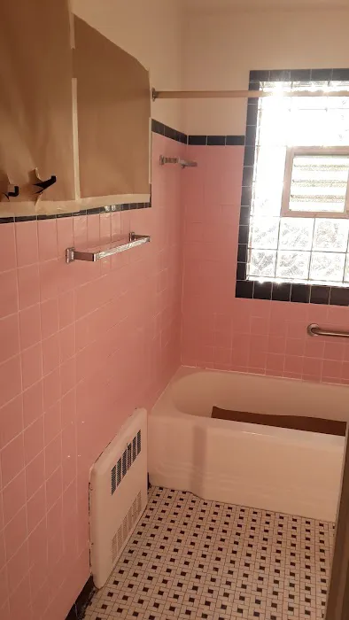 Duraglaze Refinishing LLC Picture 7
