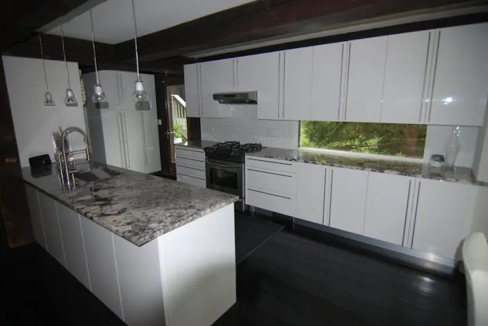 Home Furniture Design - Custom Cabinets Picture 2