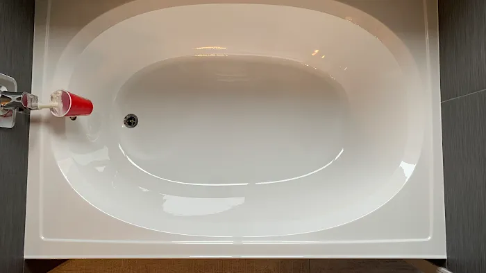 ASAP BathTub Reglazing Picture 1